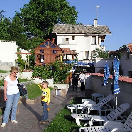 Hotel Aleksievata Kashta Gurgulyat Luaran gambar