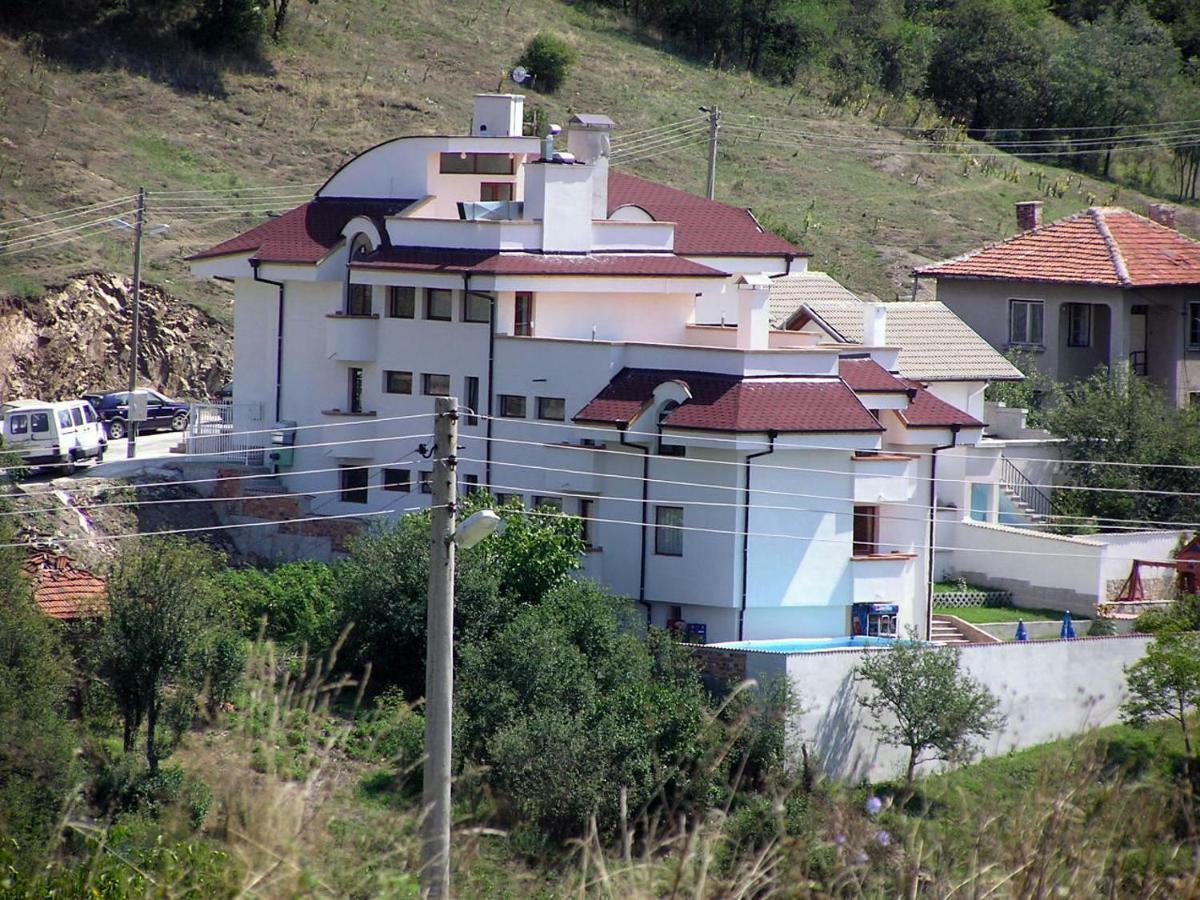 Hotel Aleksievata Kashta Gurgulyat Luaran gambar