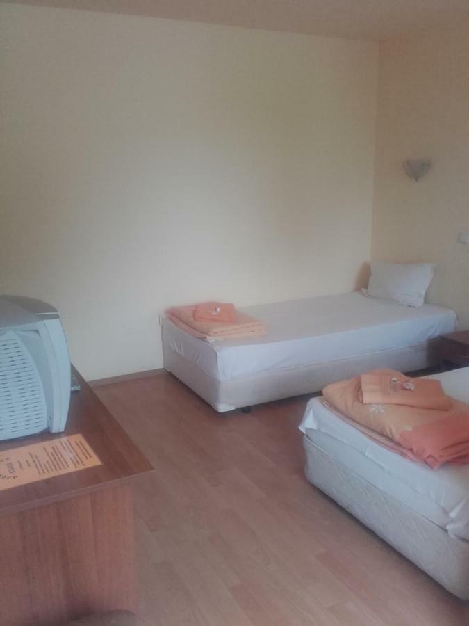 Hotel Aleksievata Kashta Gurgulyat Luaran gambar