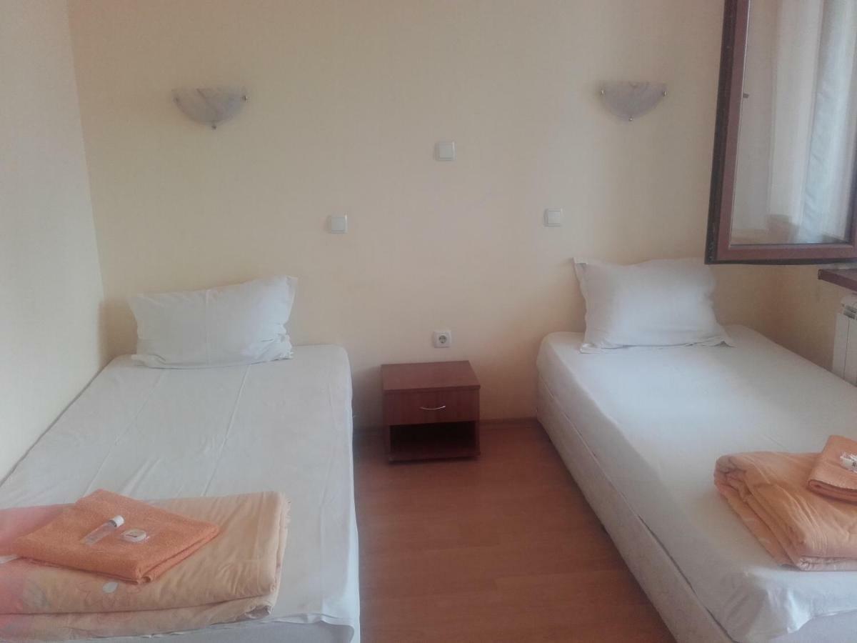 Hotel Aleksievata Kashta Gurgulyat Luaran gambar